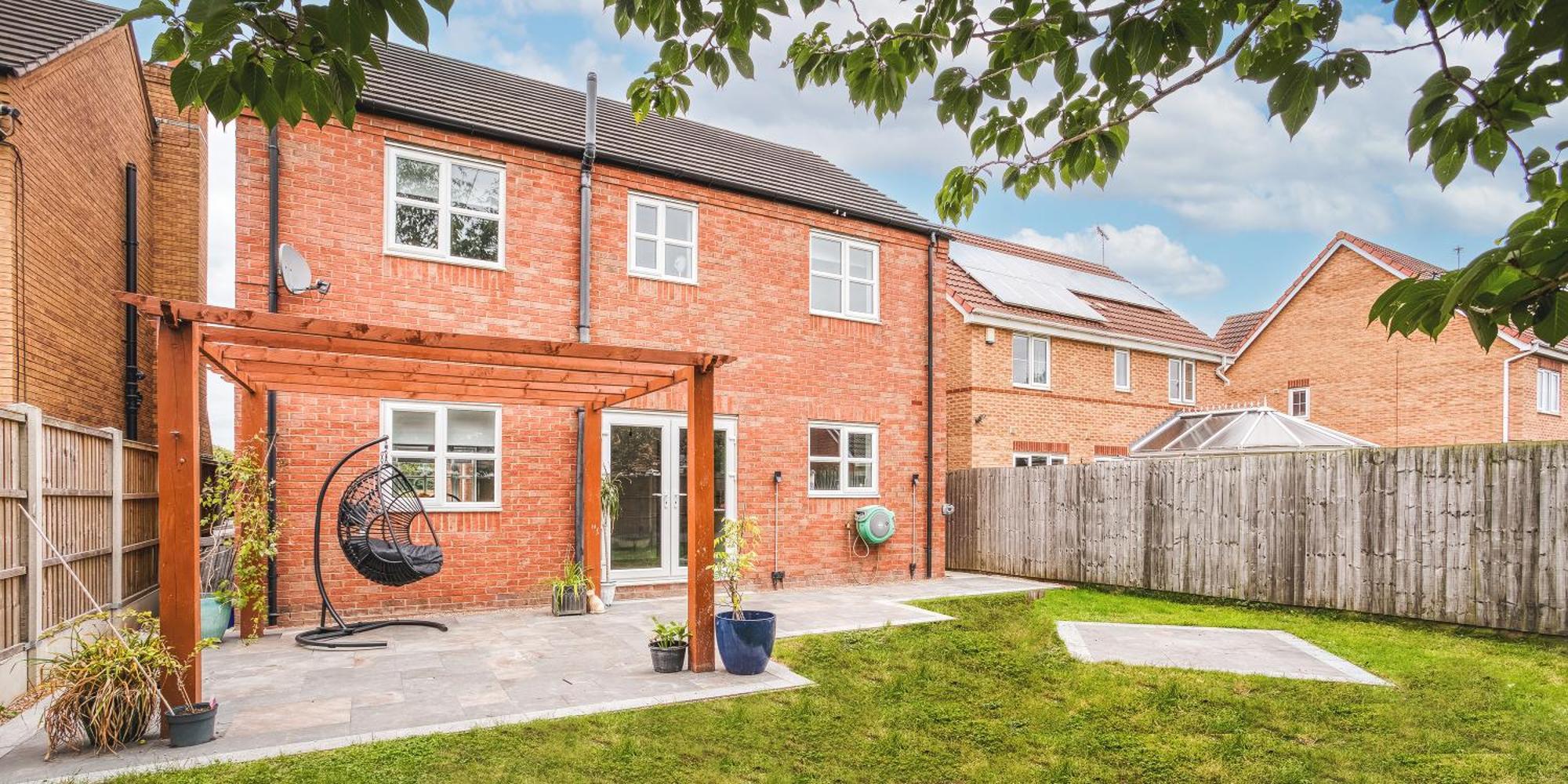 Urban Retreat With Park Views Derby